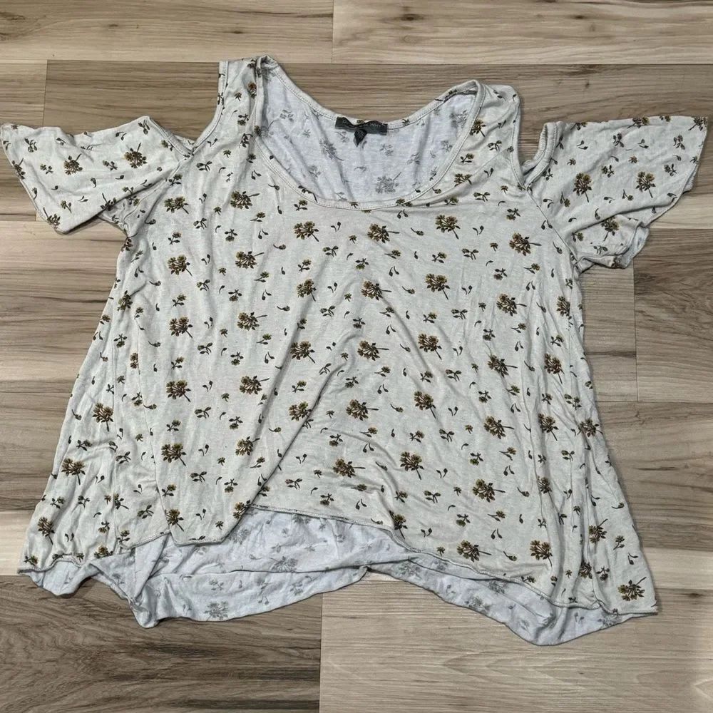 Stitch Fix Don’t Ask Why Cold Shoulder Floral Top Women's One Size